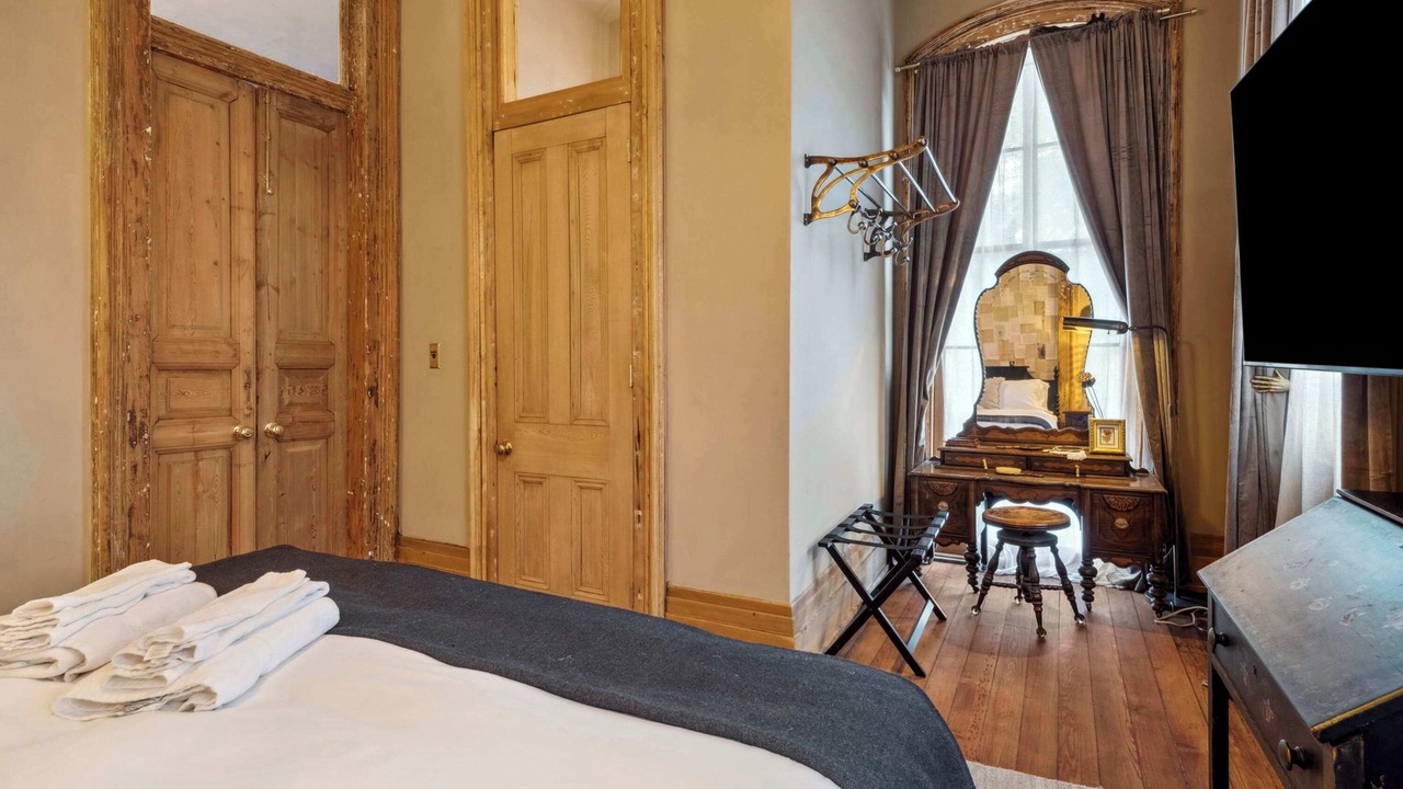 Photo of Bedroom in Faubourg Lafayette