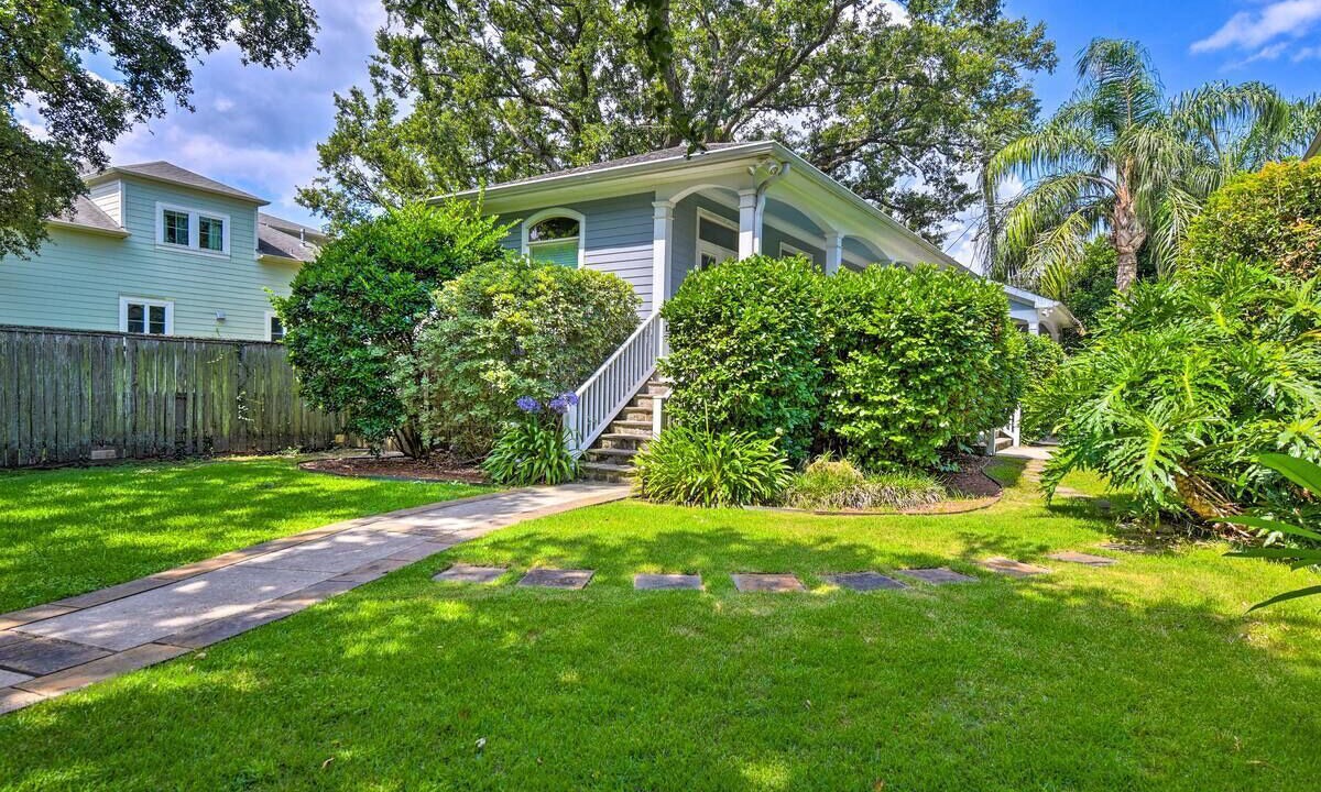 Photo of Outdoor in Lakeview