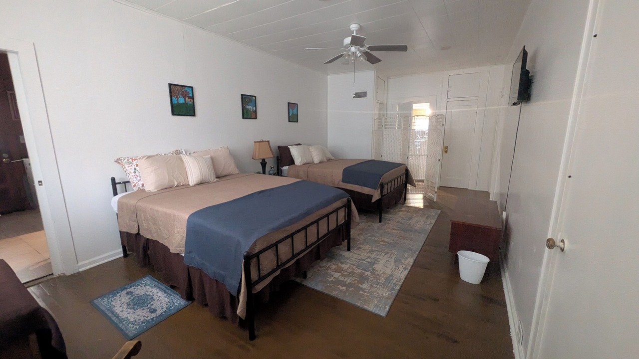 Photo of Bedroom in Shaw