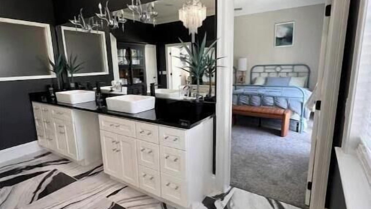 Photo of Bedroom in Upper Grand Lagoon