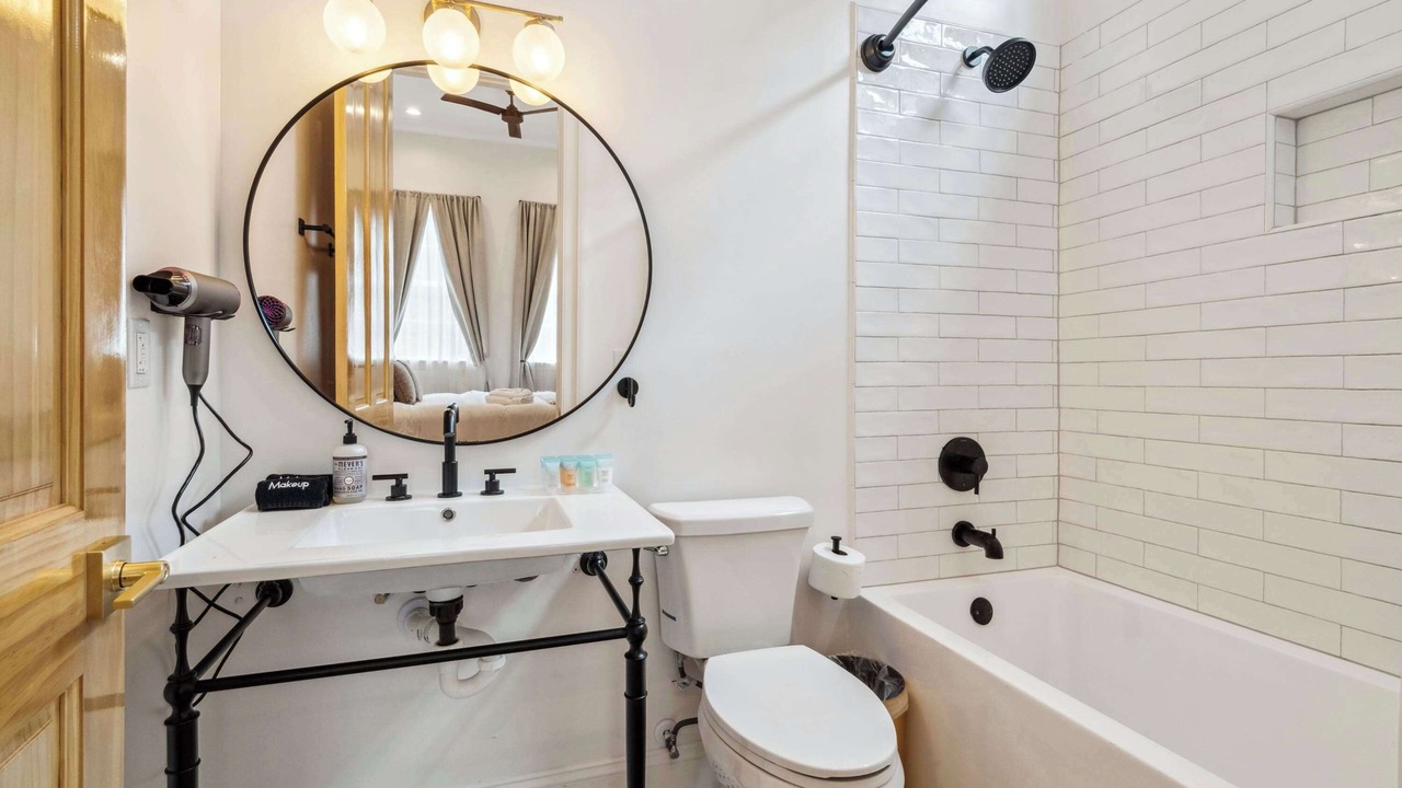 Photo of Bathroom in Faubourg Lafayette