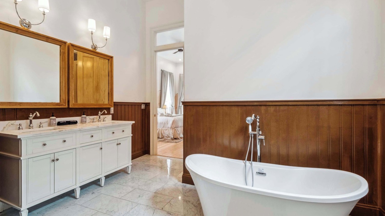 Photo of Bathroom in Faubourg Lafayette