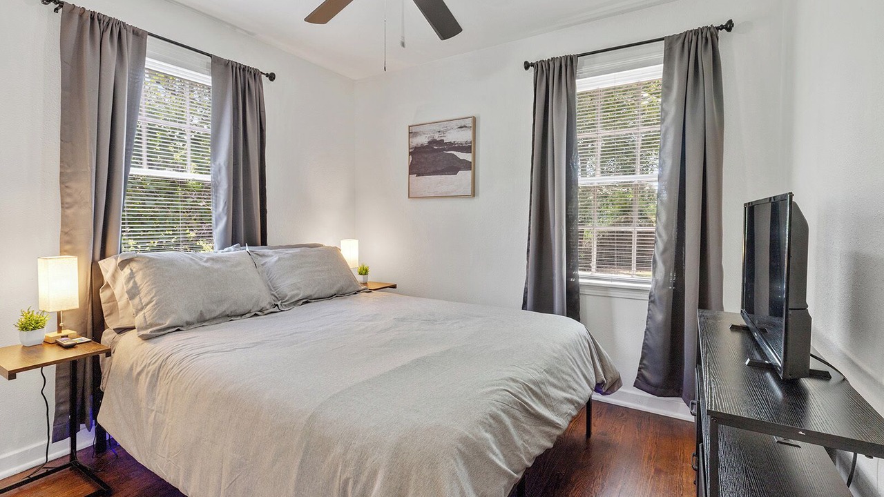 Photo of Bedroom in Hillcrest