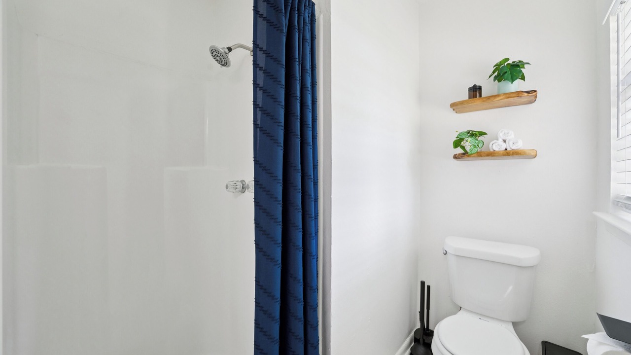 Photo of Bathroom in Farmers Branch