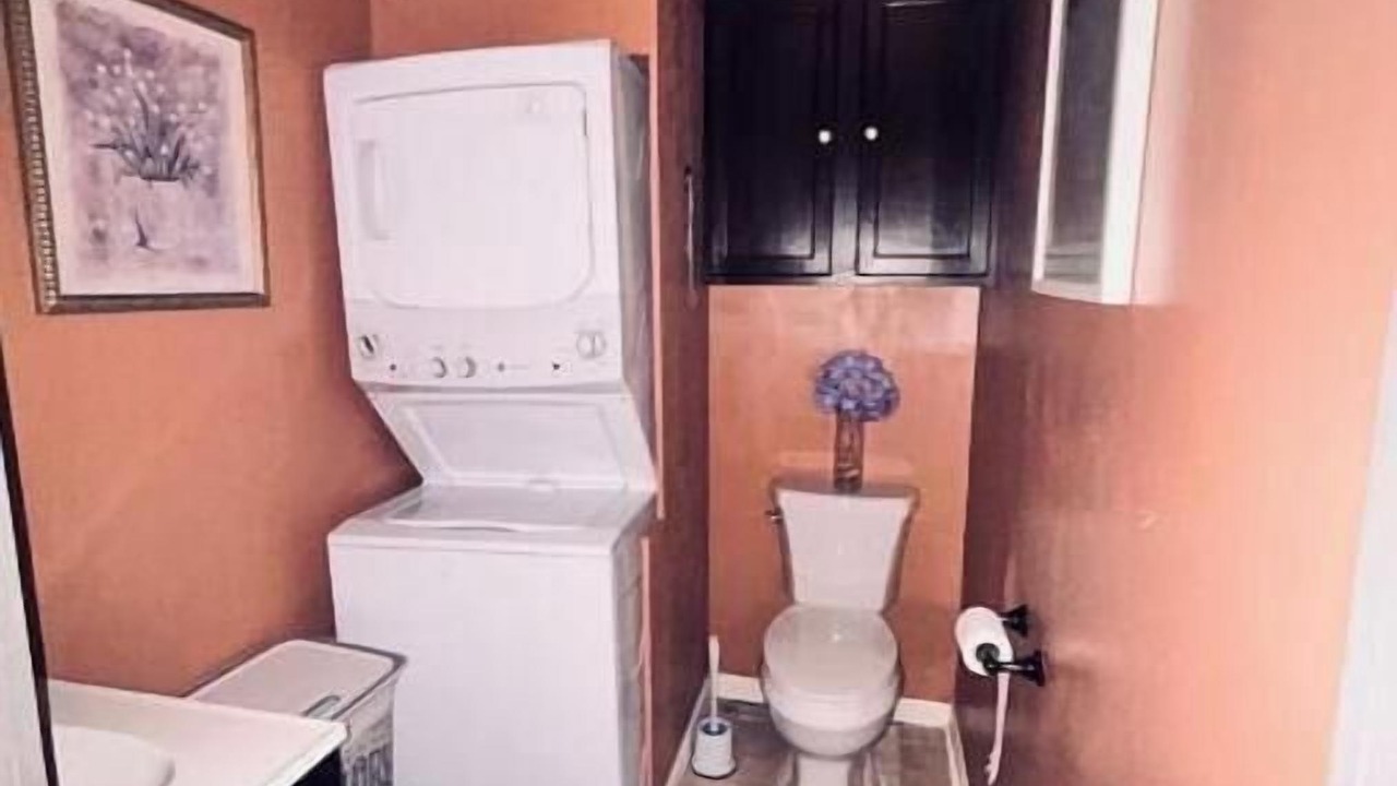 Photo of Bathroom in Fort King District