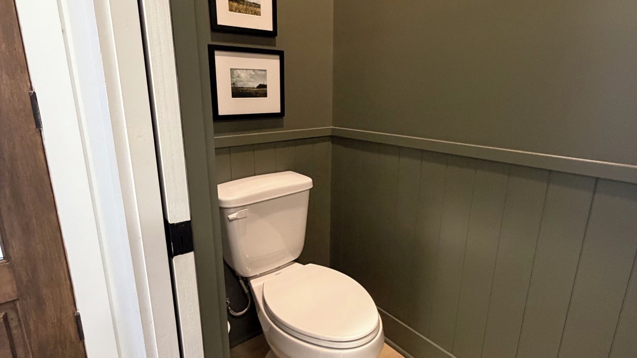 Photo of Bathroom in Jasper