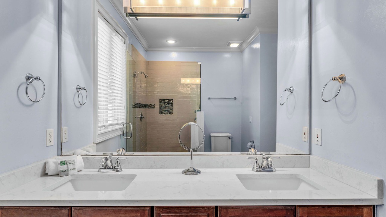 Photo of Bathroom in East End