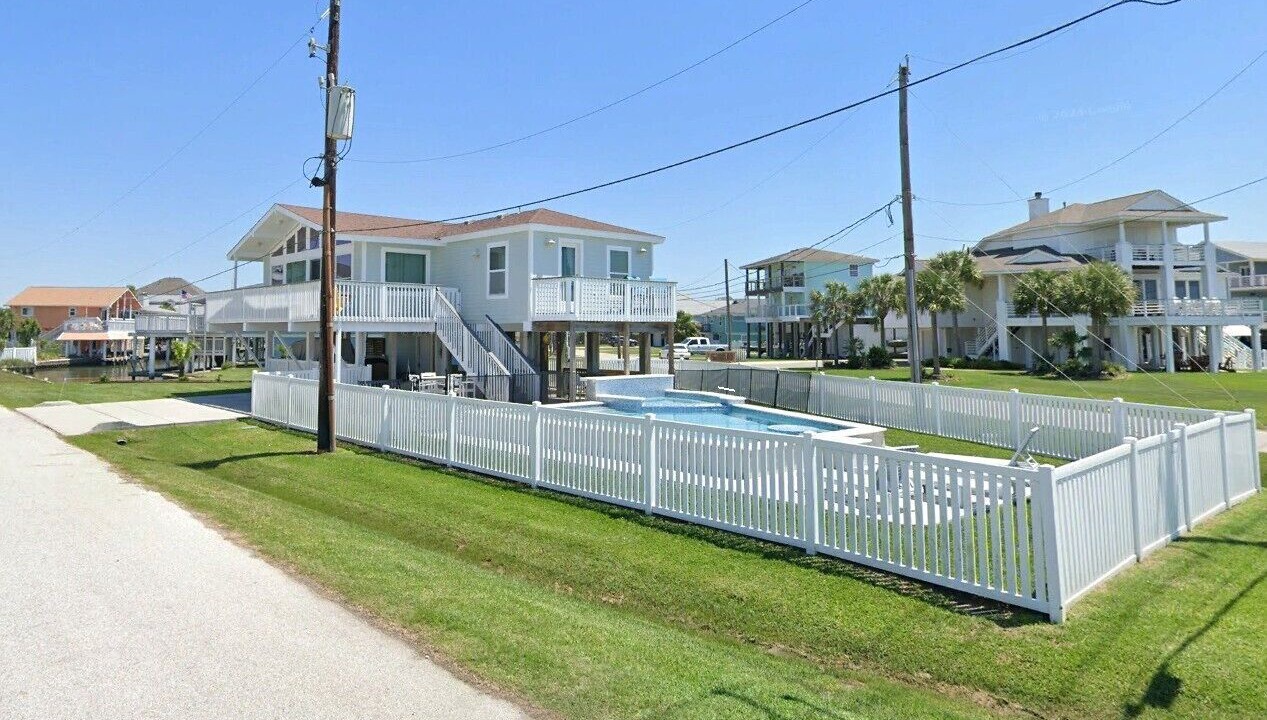 Photo of Outdoor in Jamaica Beach