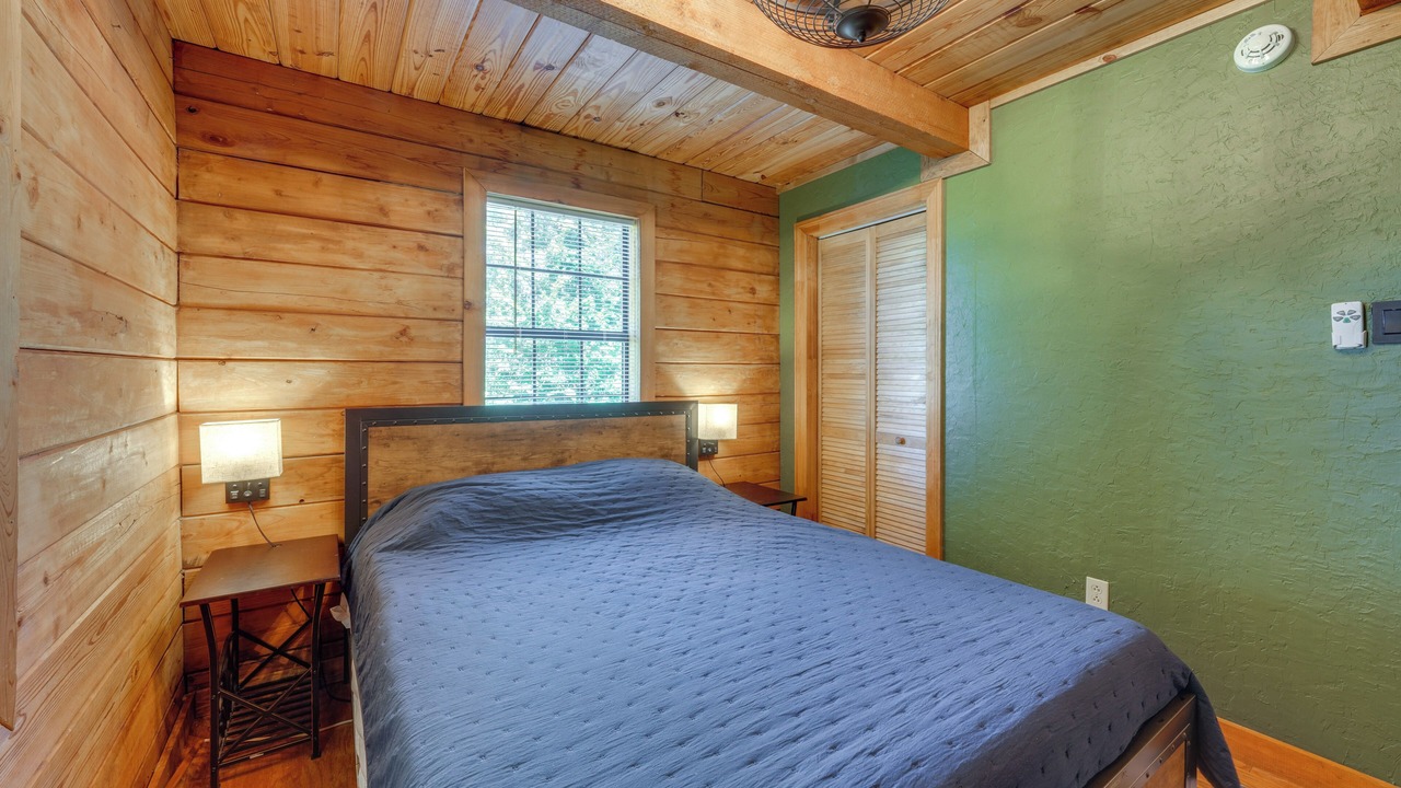Photo of Bedroom in Duson