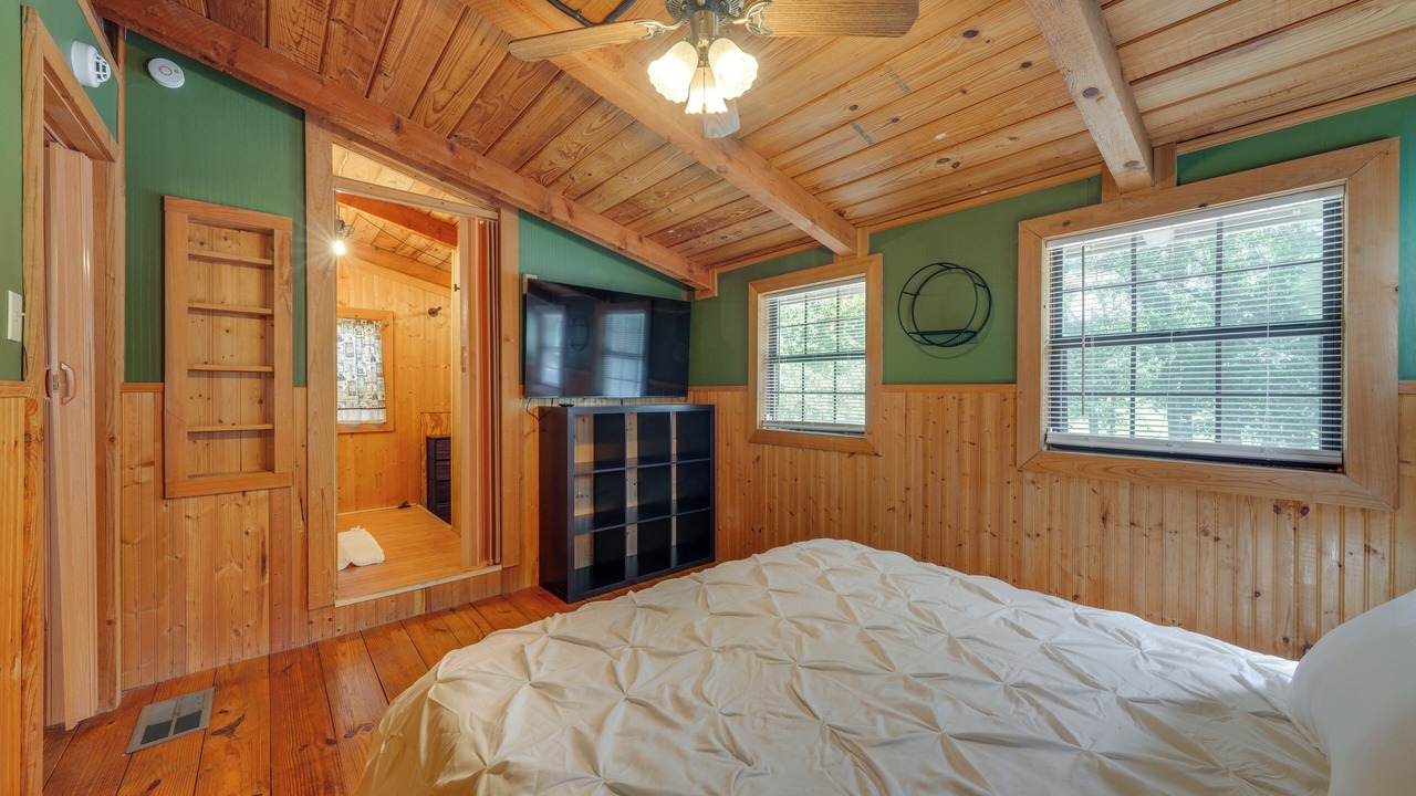 Photo of Bedroom in Duson