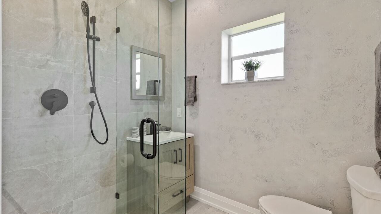 Photo of Bathroom in Palm River Estates