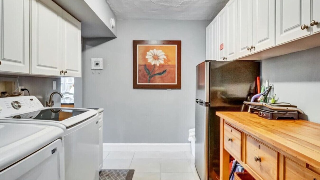 Photo of Kitchen in Lauderdale Beach