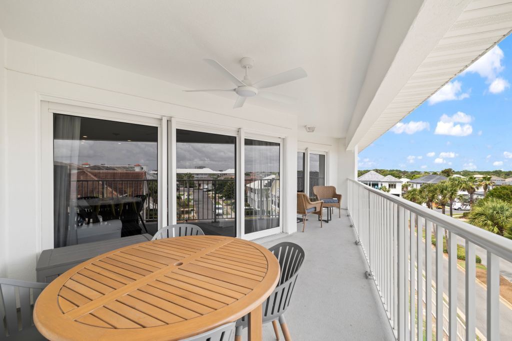 Photo of Outdoor in Avalon Beach Estates