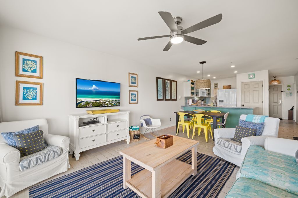 Photo of Livingroom in Avalon Beach Estates
