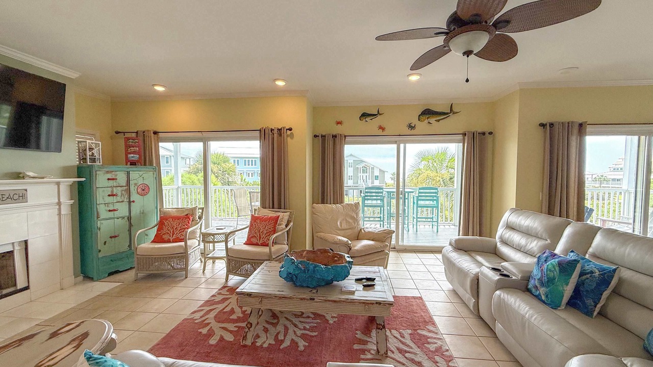Photo of Livingroom in Treasure Beach Village