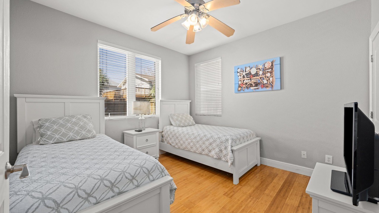Photo of Bedroom in Laguna Beach Estates