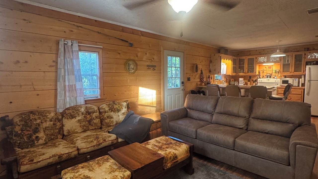 Photo of Livingroom in Dickinson
