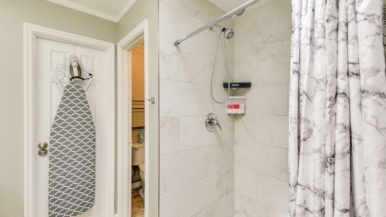 Photo of Bathroom in Callaway