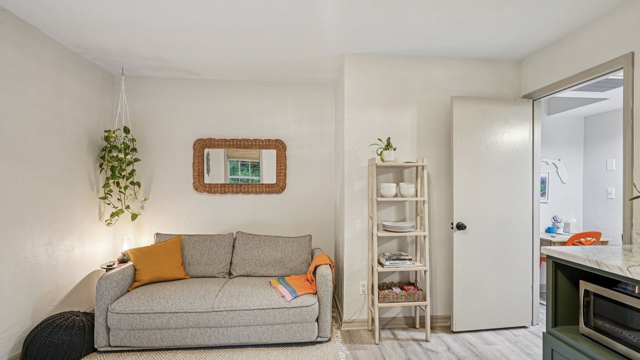 Photo of Livingroom in Gainesville