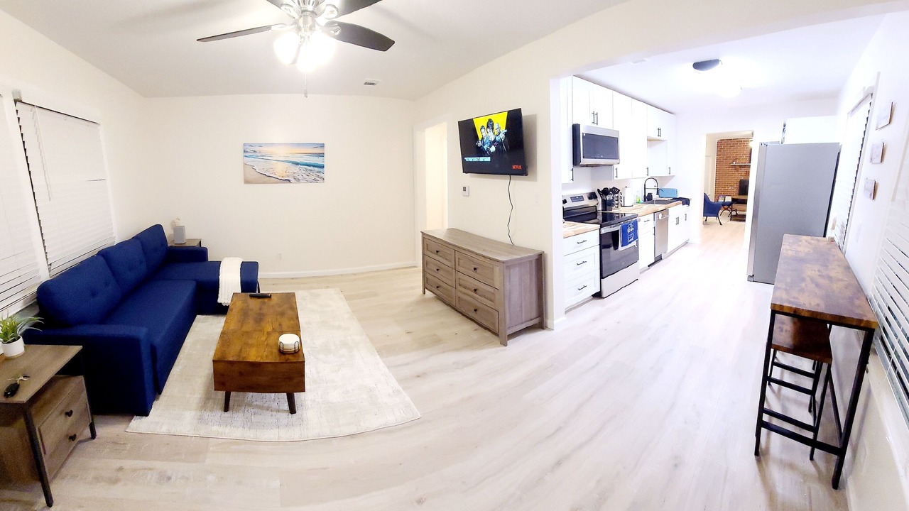 Photo of Livingroom in West Pensacola