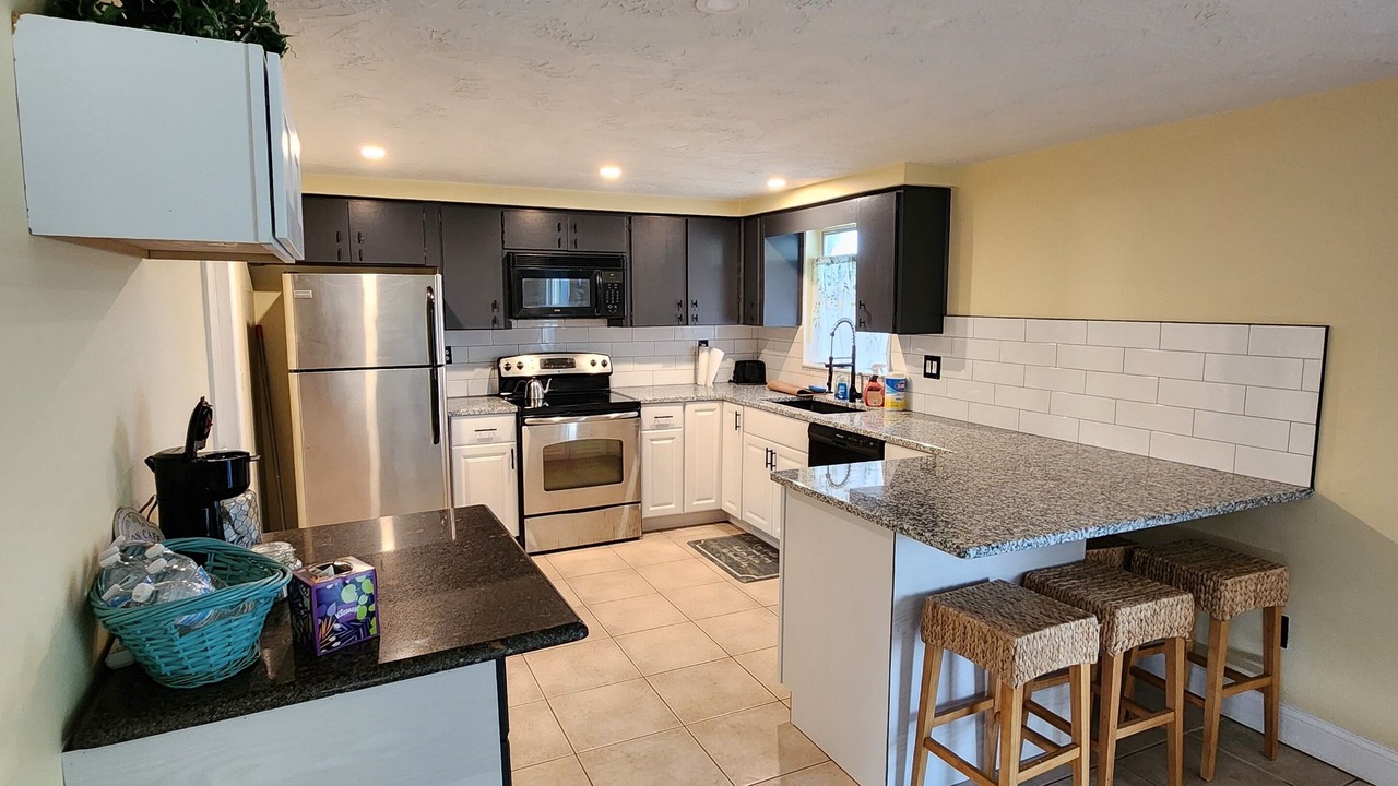 Photo of Kitchen in Aloha Gardens