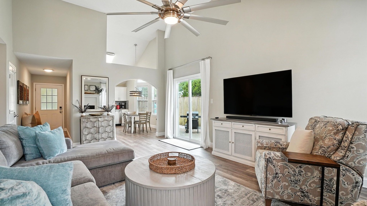 Photo of Livingroom in Wright