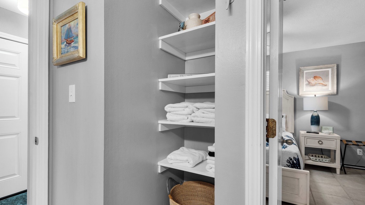 Photo of Bedroom in Crystal Beach