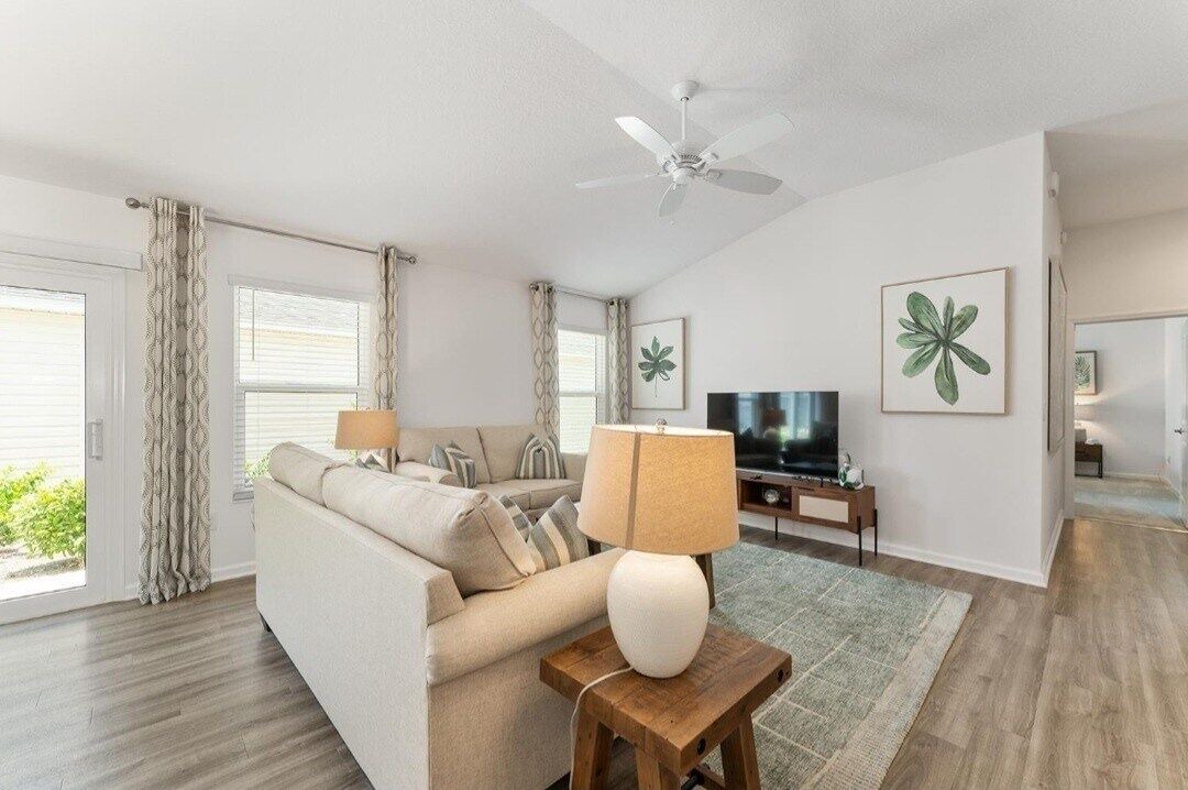 Photo of Livingroom in Okahumpka