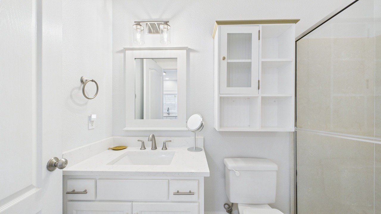 Photo of Bathroom in Village of Sugar Beach