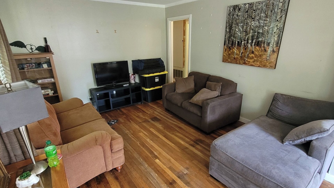 Photo of Livingroom in West Point