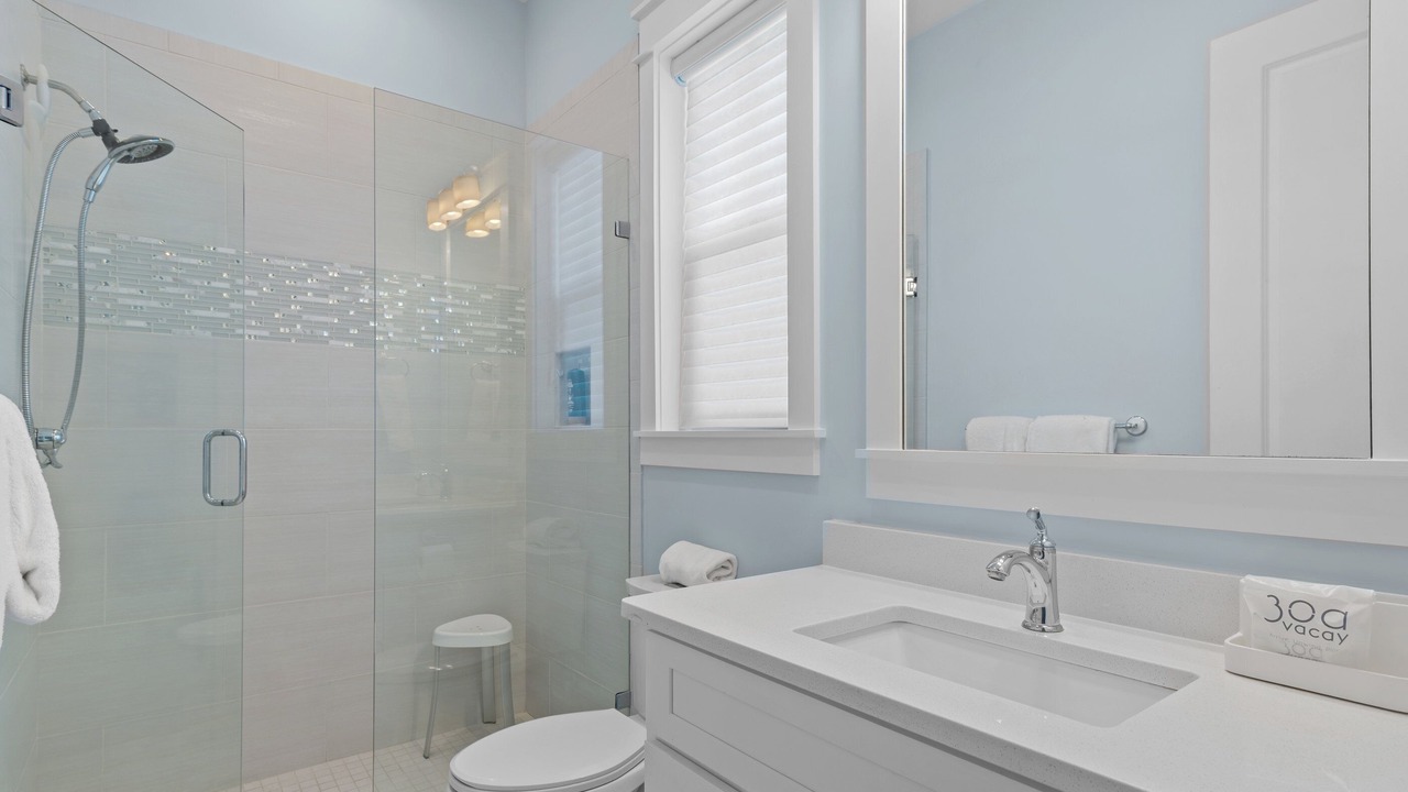 Photo of Bathroom in Lakeside at Blue Mountain Beach