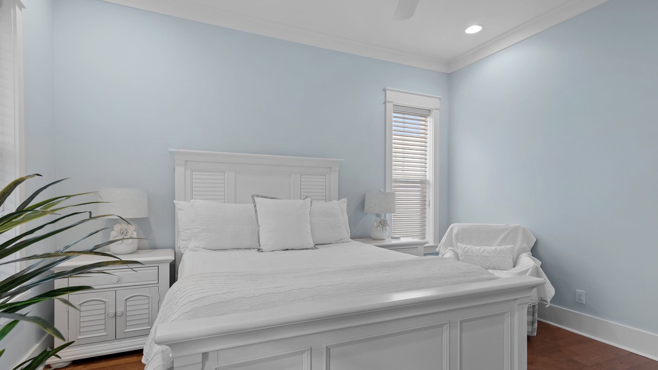 Photo of Bedroom in Lakeside at Blue Mountain Beach