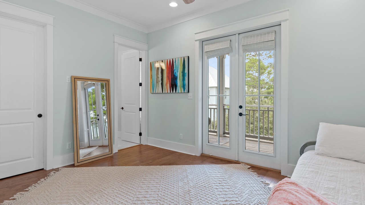 Photo of Bedroom in Lakeside at Blue Mountain Beach