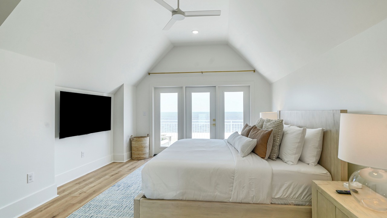 Photo of Bedroom in Henderson Point