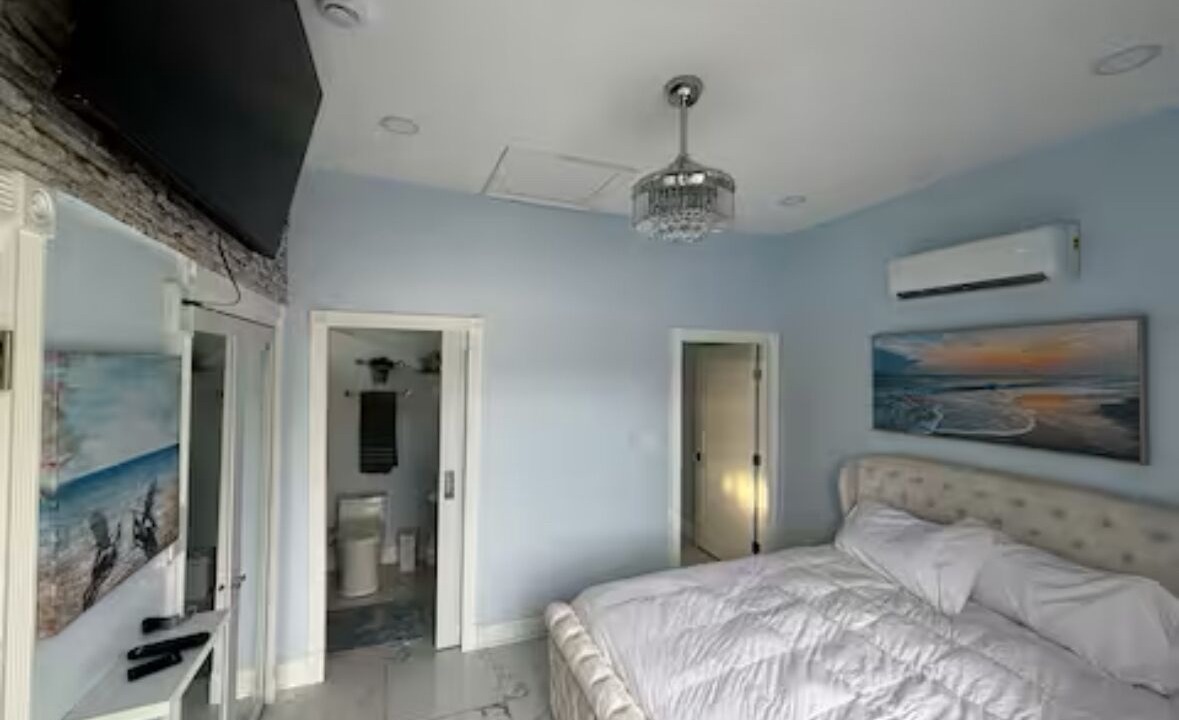 Photo of Bedroom in Old East Hill