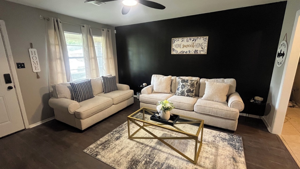Photo of Livingroom in Greenville