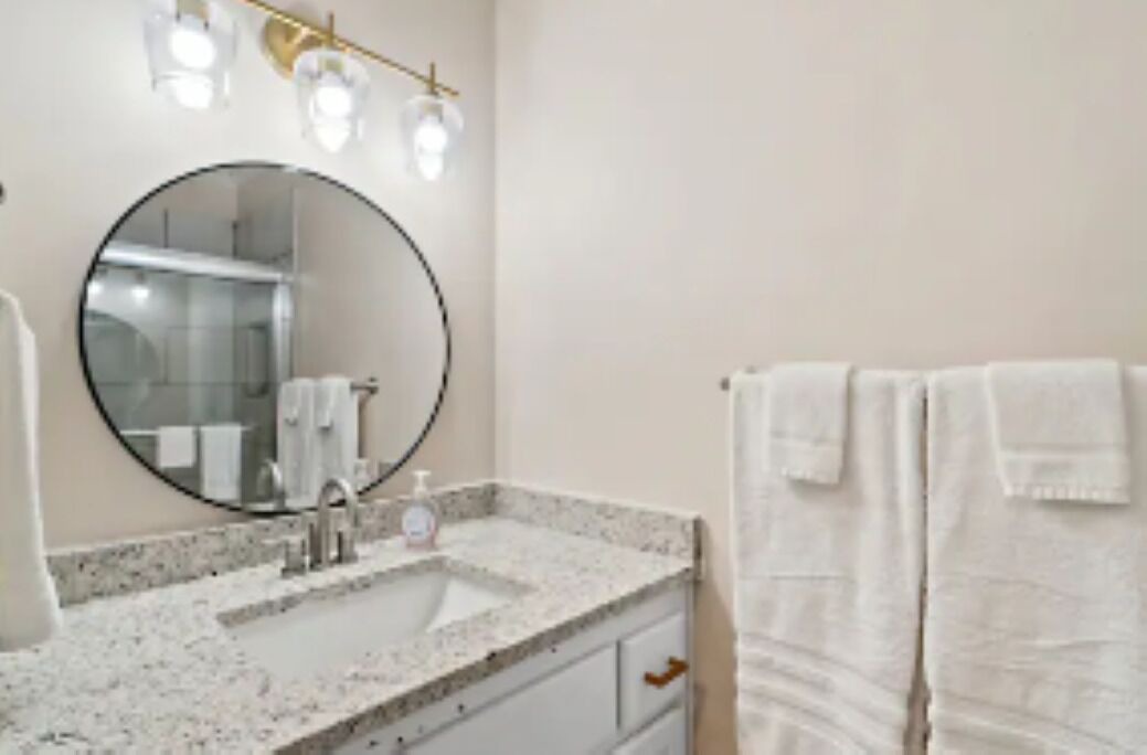 Photo of Bathroom in Hattiesburg