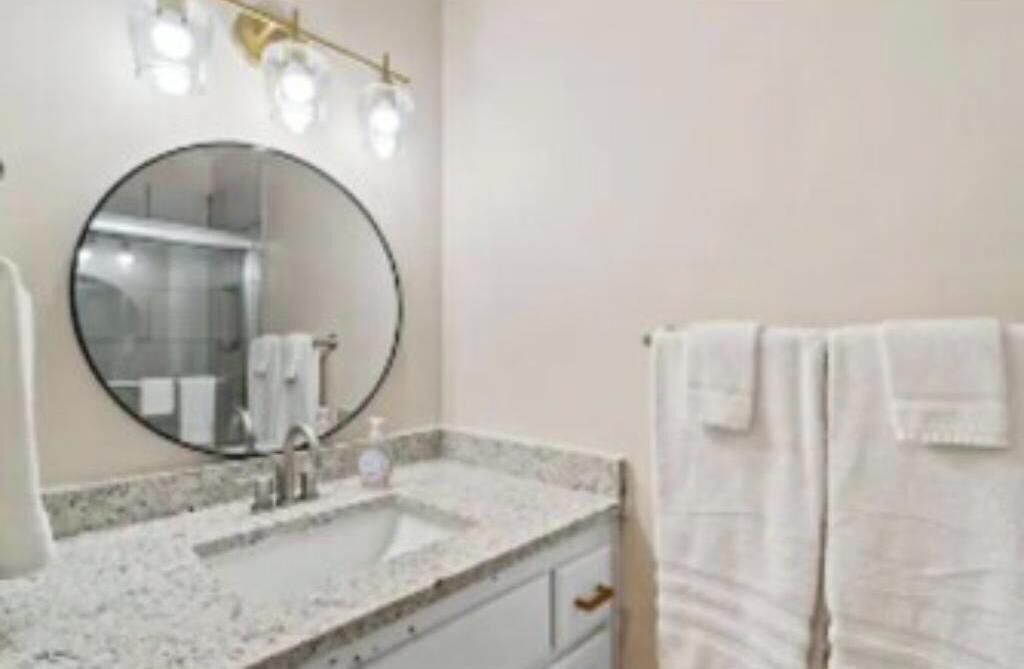 Photo of Bathroom in Hattiesburg