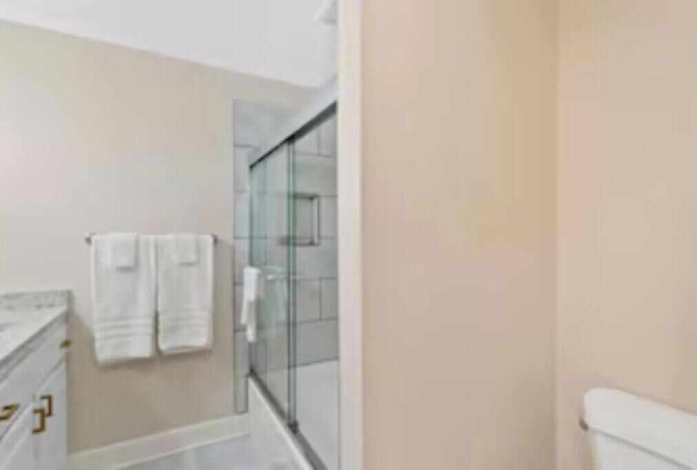 Photo of Bathroom in Hattiesburg