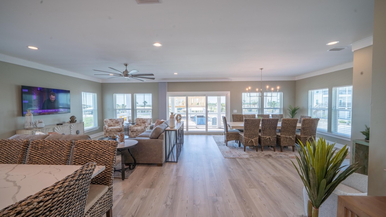 Photo of Livingroom in Mexico Beach