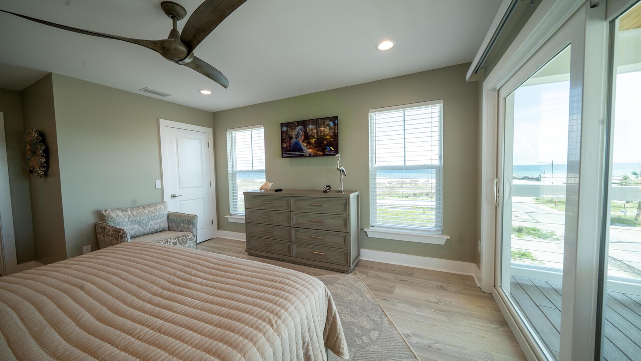 Photo of Bedroom in Mexico Beach