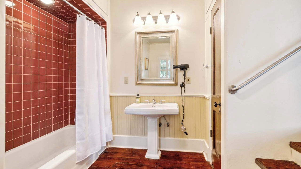 Photo of Bathroom in Faubourg Marigny