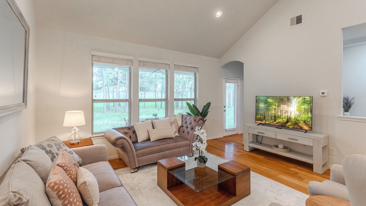 Photo of Livingroom in Tomball