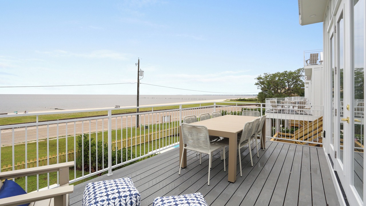 Photo of Outdoor in Henderson Point
