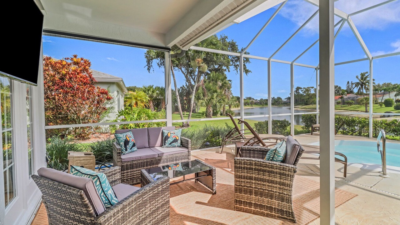 Photo of Livingroom in Central Naples