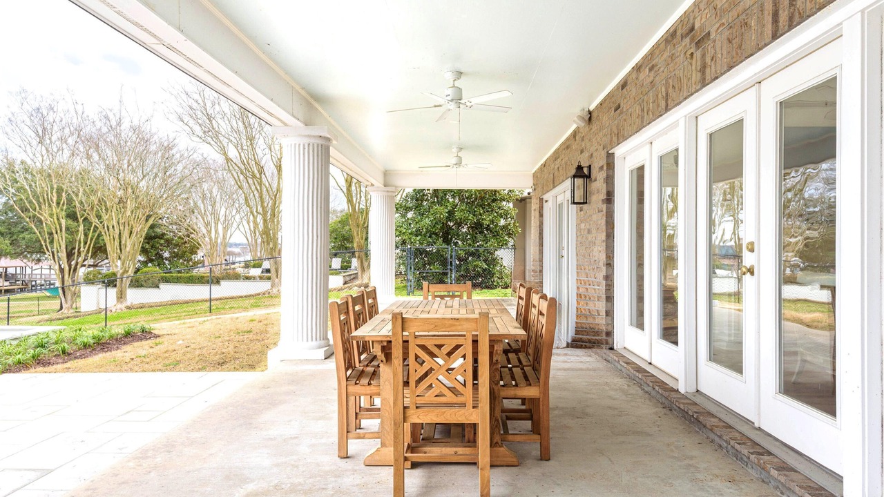 Photo of Outdoor in Oscar