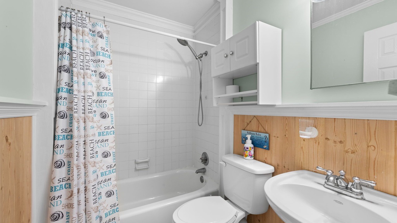 Photo of Bathroom in Gulf Breeze