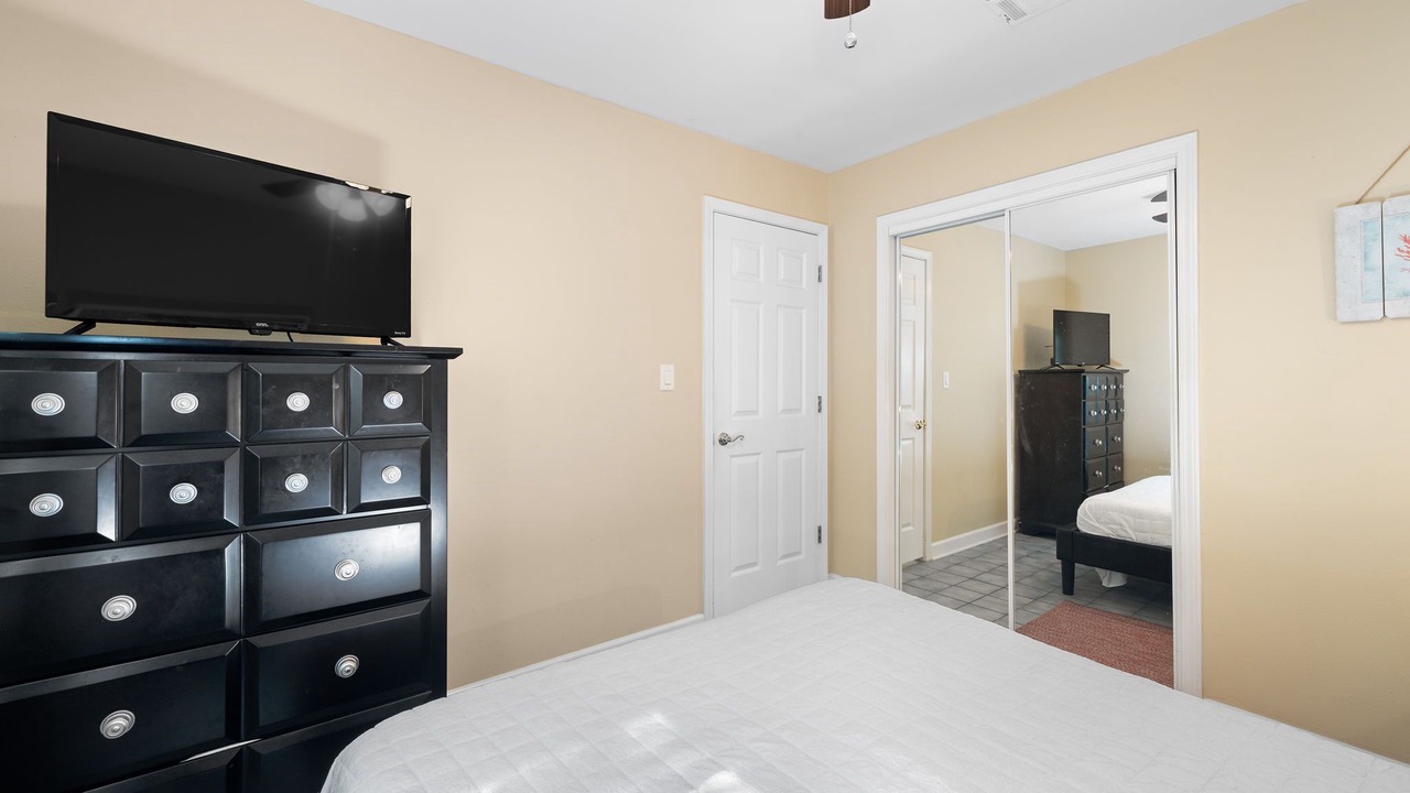 Photo of Bedroom in Gulf Breeze