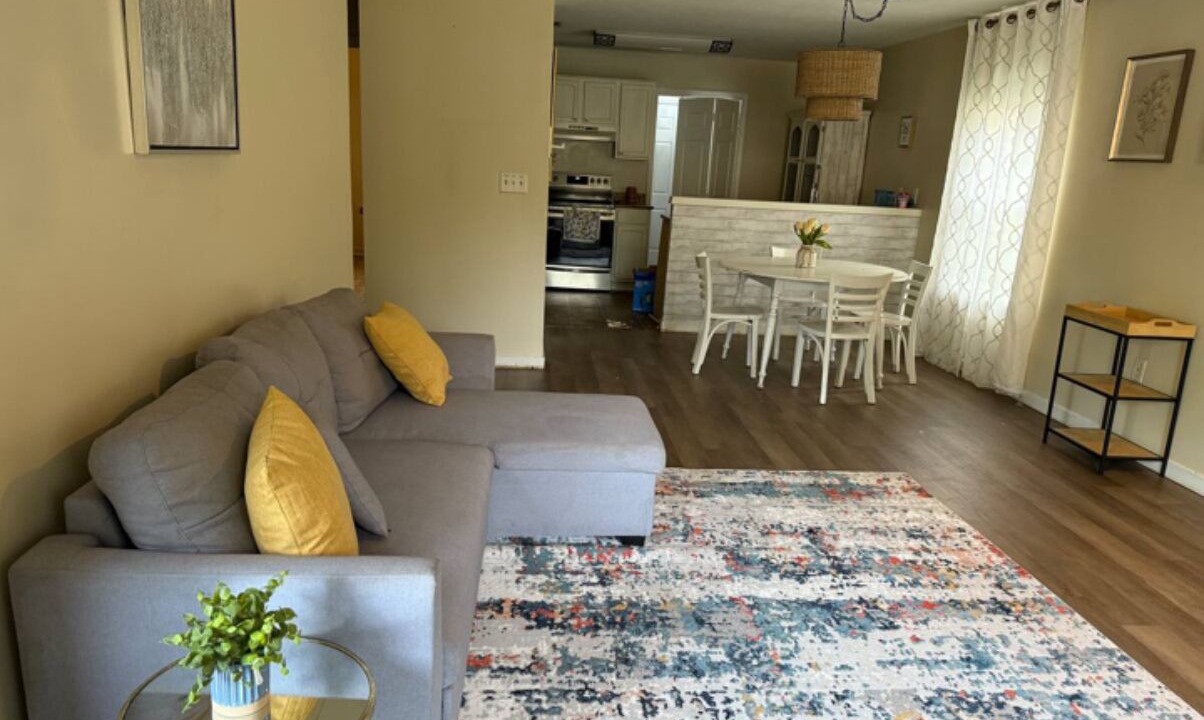 Photo of Livingroom in Flowood