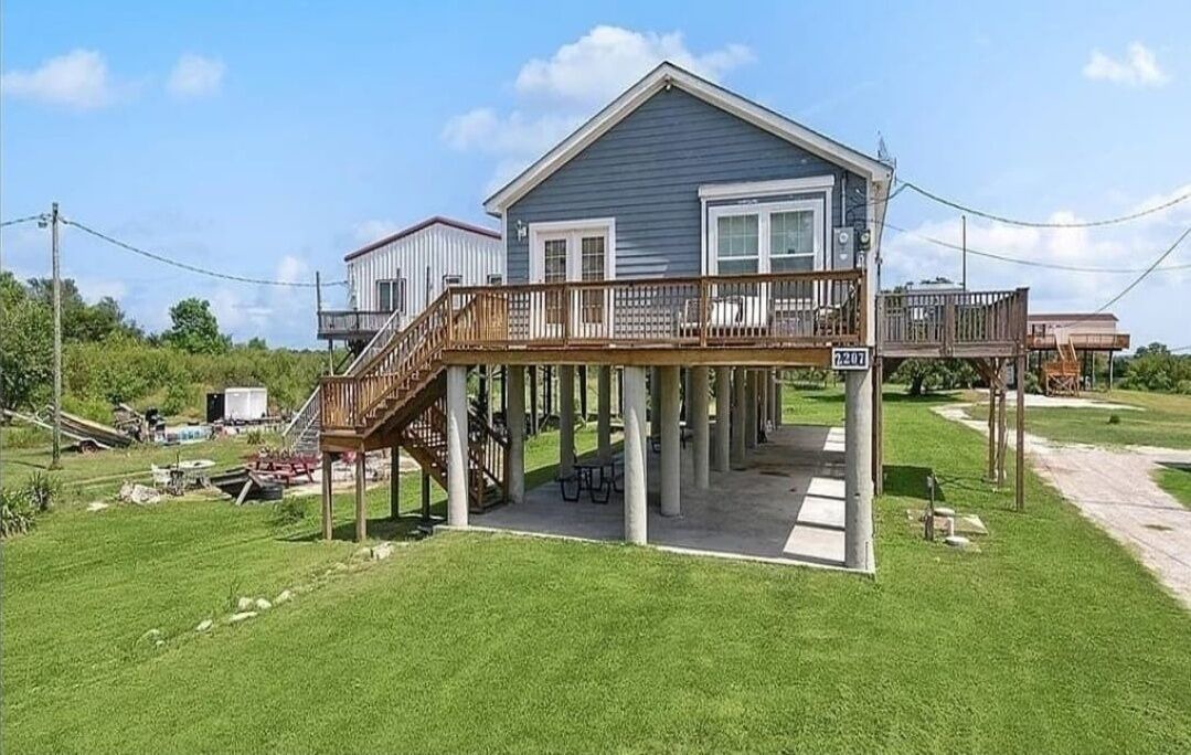 Photo of Outdoor in Delacroix
